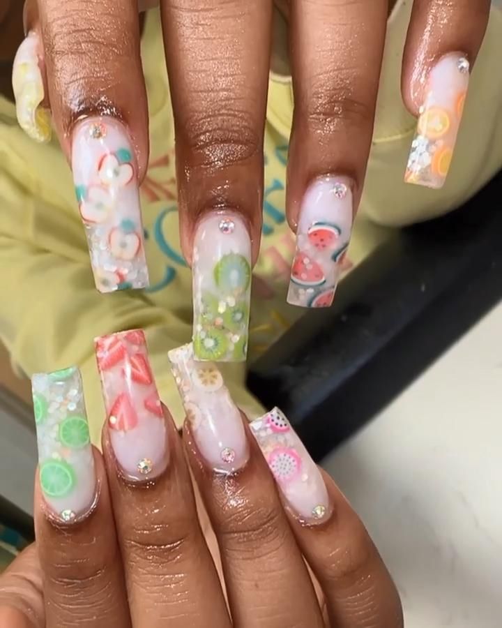 Encapsulated fruit nails just in time for summer – nails for Summer 2023