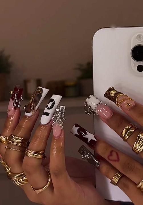 Find ‘baddie nails’ on TikTok | TikTok Search