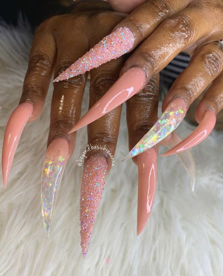 @𝗲𝗹𝗹𝗮𝗽𝗼𝘀𝘁𝗲𝗱𝘁𝗵𝗮𝘁𝘁