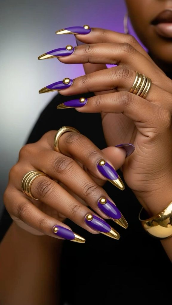 Royal Obsidian — Gold Chrome Claw Nails for Glamoratti Excellence