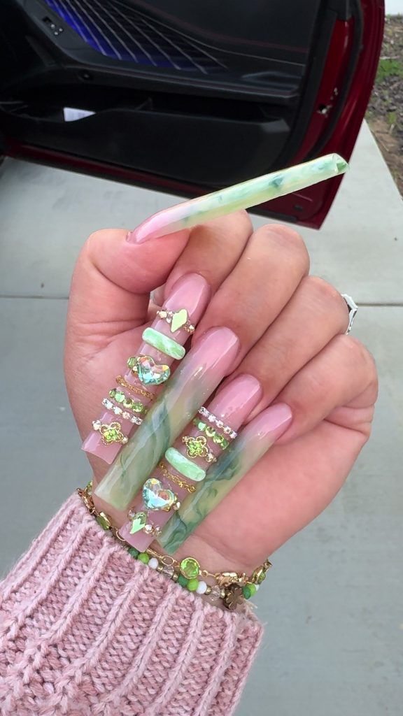 Find ‘bangle nails’ on TikTok | TikTok Search