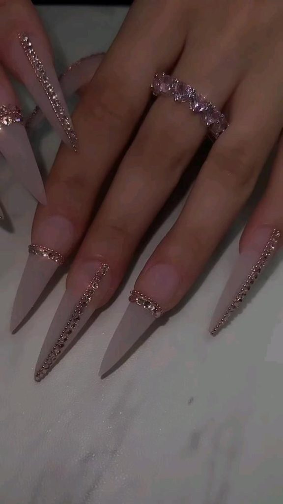 nails 🔥
