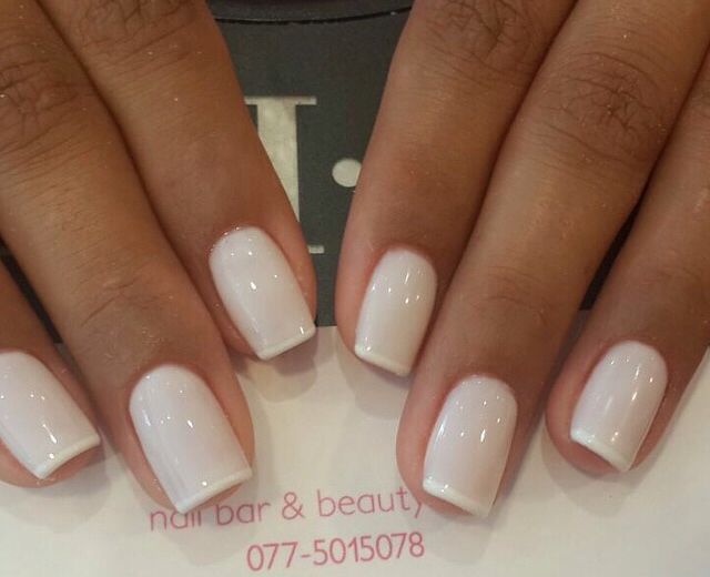 French gel manicure